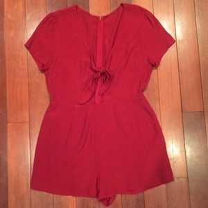 Red Tie Front Romper | sz XS